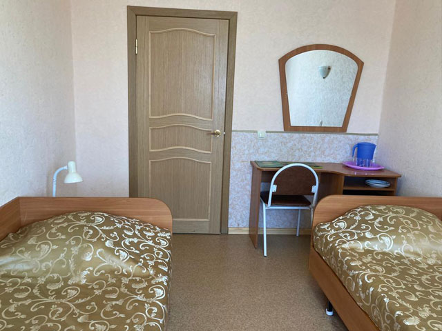 Бронирование: 2-х местный номер<br>(1-местное размещение)